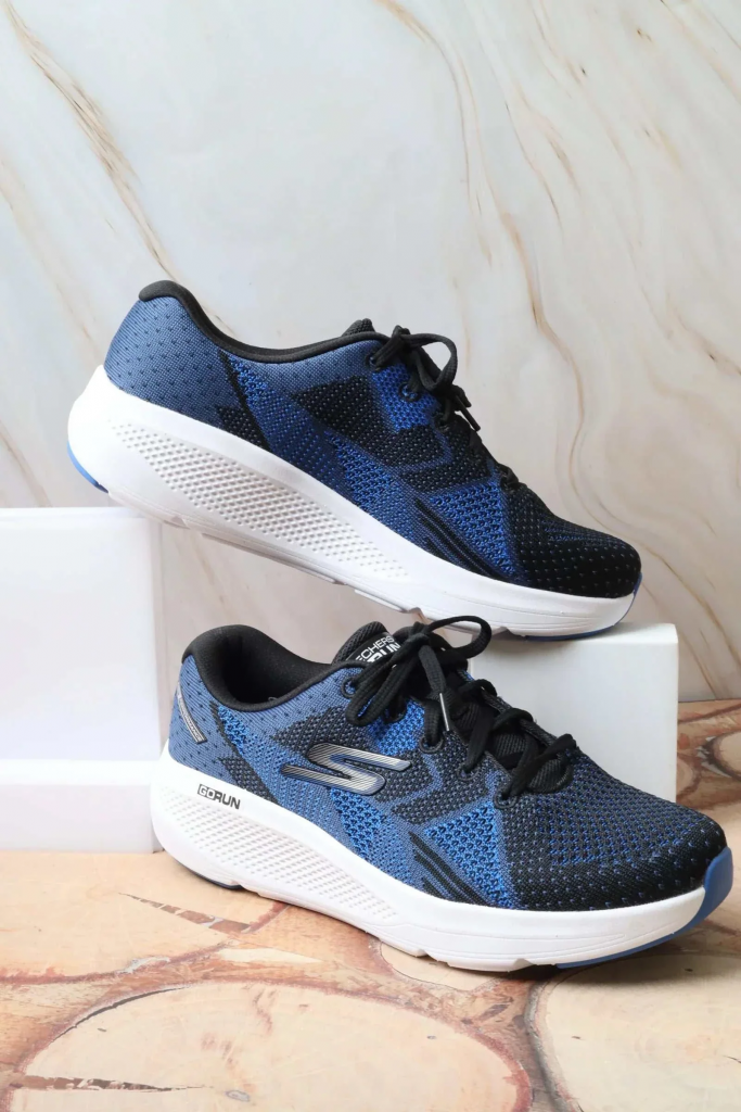 Skechers Go Run Elevate